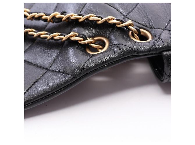 Borsa a tracolla Chanel Matelassé con patta - vista 9