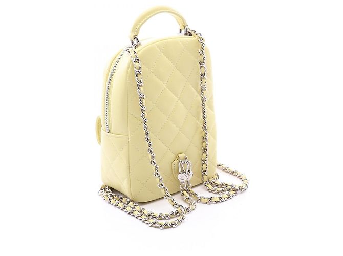 Chanel Matelassé Rucksack aus Lammleder - Ansicht 2