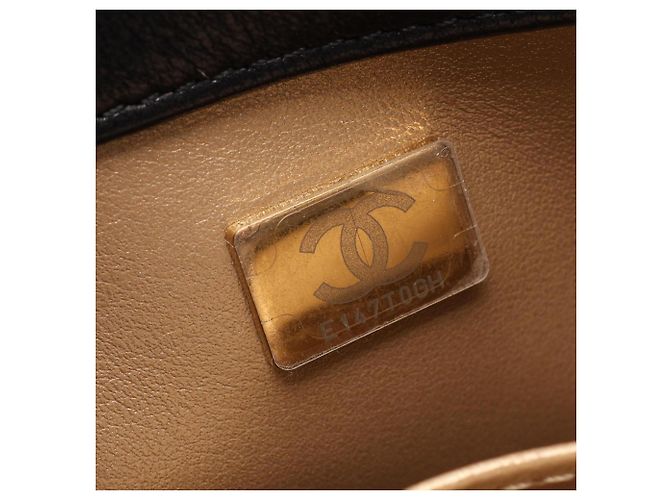 Borsa Mini Flap Chanel Matelassé - vista 5