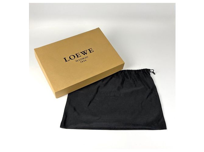 Borsa a mano Loewe in pelle verniciata marrone - vista 8