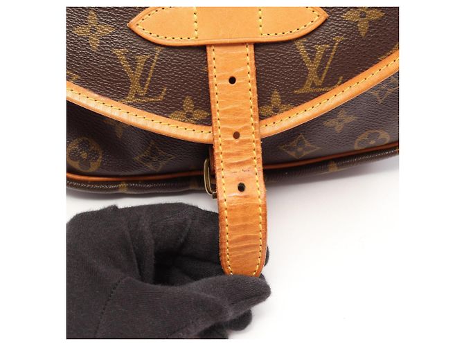 Borsa a tracolla Louis Vuitton Saumur 30 - vista 7