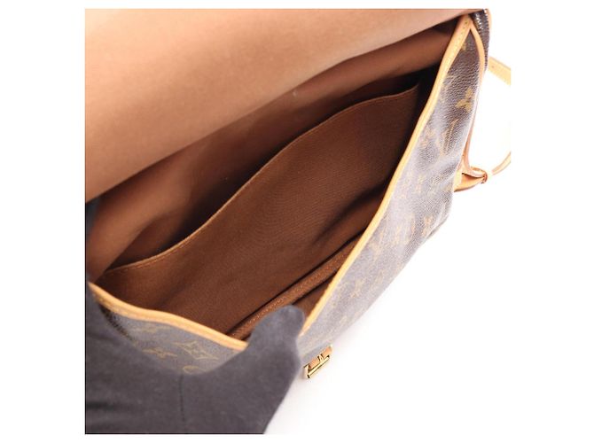 Borsa a tracolla Louis Vuitton Saumur 30 - vista 4