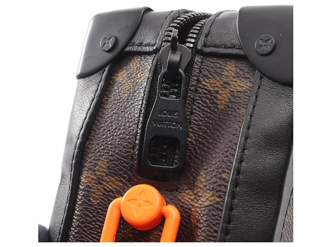 Borsa a tracolla Louis Vuitton Soft Trunk Monogram Solar Ray - vista 13