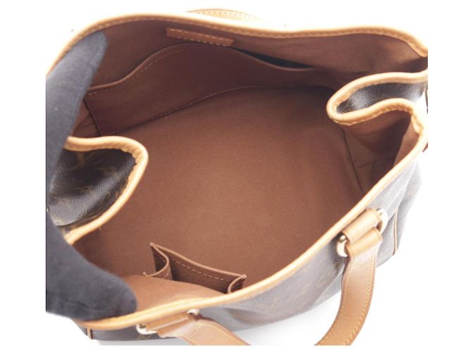 Borsa Louis Vuitton Batignolles - vista 3