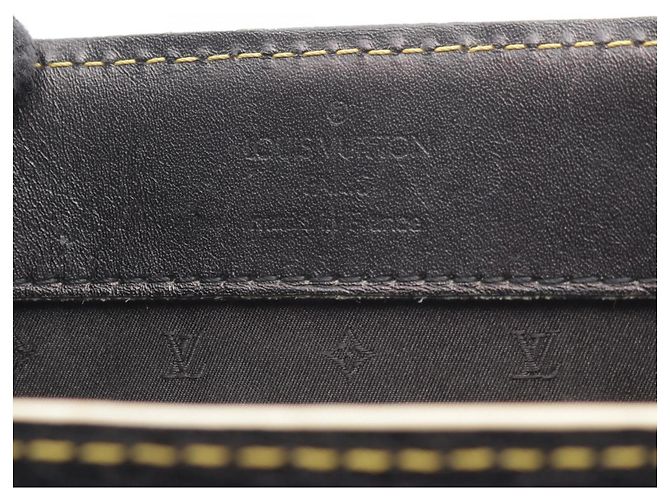 Borsa Louis Vuitton Fabuleau Suhali Noir - vista 4