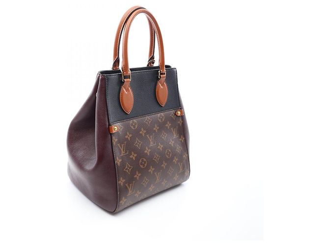 Louis Vuitton Fold Tote MM Monogram Noir Wine Cream - vista 2