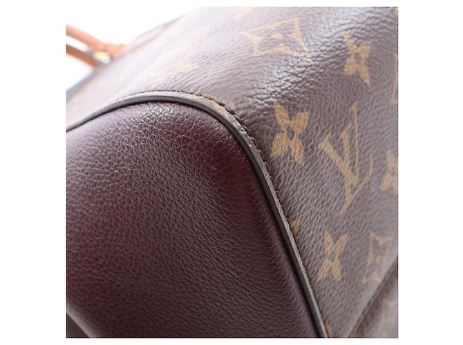 Louis Vuitton Fold Tote MM Monogram Noir Wine Cream - vista 6