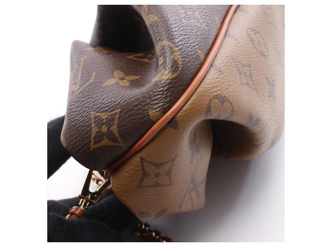 Borsa a tracolla Louis Vuitton Boursico EW - vista 9
