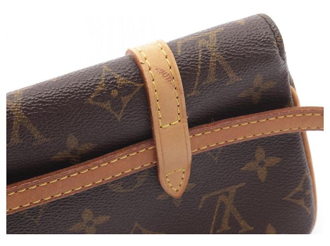 Louis Vuitton Pochette Marelle Monogram Waist Bag - vista 11