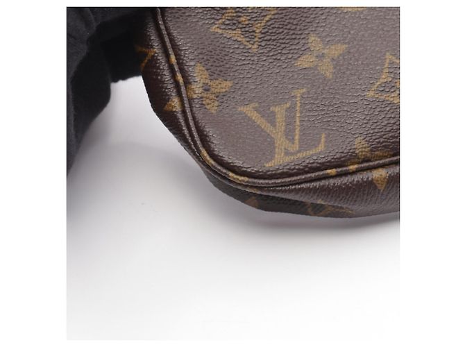 Borsa Louis Vuitton Pochette Accessoires Monogram - vista 6