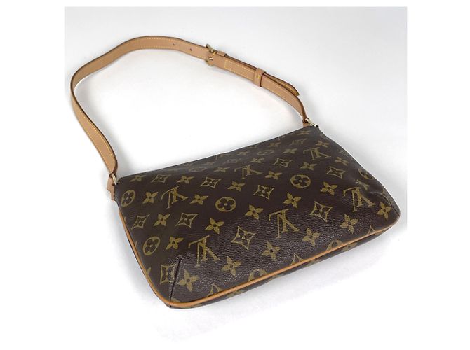 Borsa a tracolla Louis Vuitton Musette Tango - vista 2