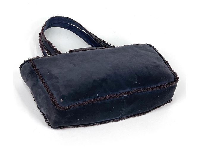 Borsa a mano Chanel in pelle blu navy - vista 2