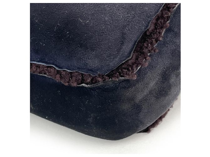 Borsa a mano Chanel in pelle blu navy - vista 3