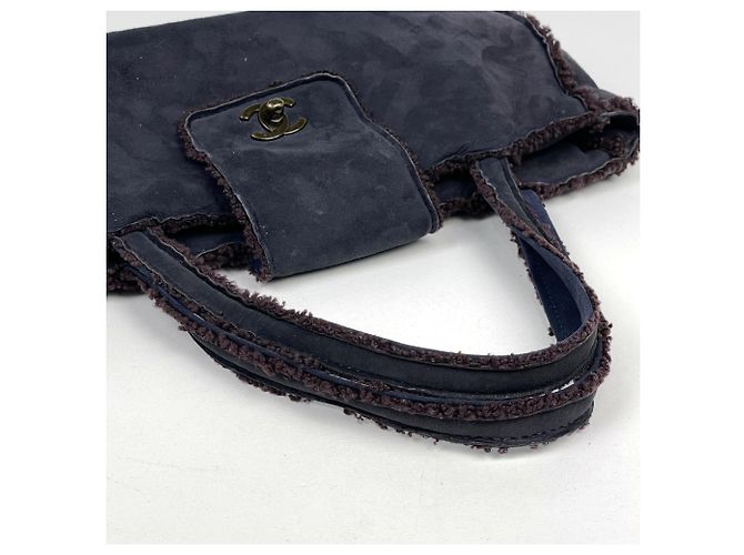 Borsa a mano Chanel in pelle blu navy - vista 7
