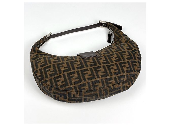 Fendi Schultertasche aus Canvas mit Zucca-Muster - Ansicht 2