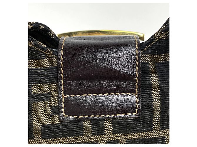 Fendi Handtasche mit Zucca-Muster - Ansicht 5