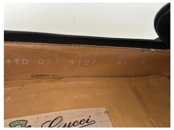 Mocassini Gucci in pelle nera con fibbia Double G - vista 13
