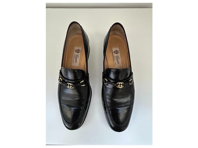 Mocassini Gucci in pelle nera con fibbia Double G - vista 3