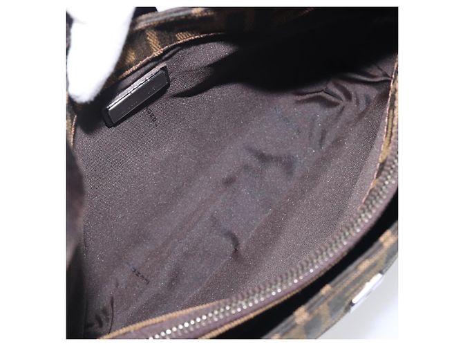 Fendi Vintage Pocket Zucca Canvas Medium - vista 5