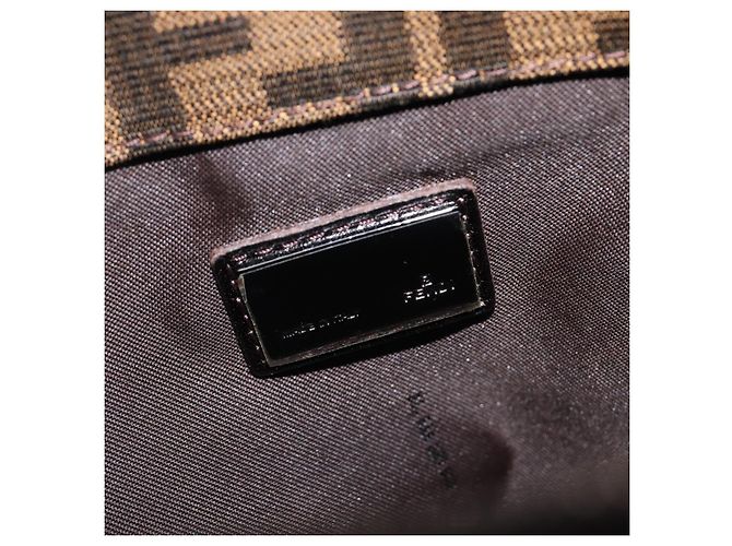 Fendi Vintage Pocket Zucca Canvas Medium - vista 6