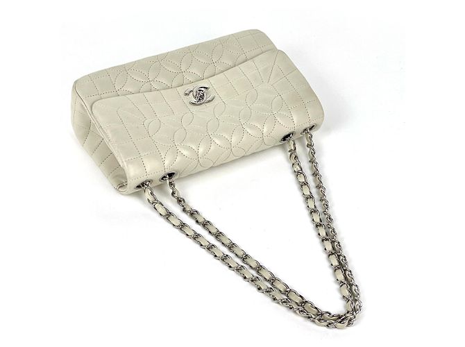 Borsa a tracolla Chanel in pelle avorio - vista 7
