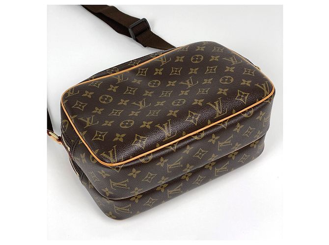 Borsa a tracolla Louis Vuitton Reporter PM - vista 2