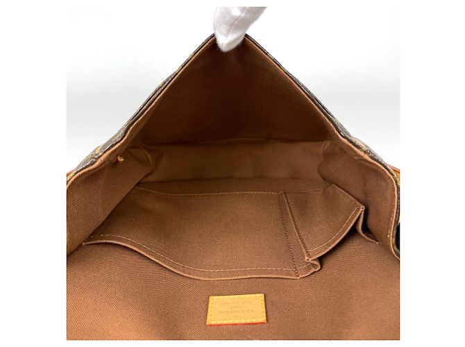Louis Vuitton Messenger PM Bosphore Shoulder Bag - Ansicht 11