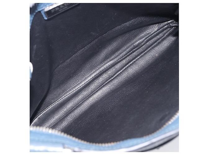 Prada Bolsa Messenger em couro Saffiano Medium - vista 5