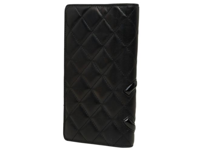 Cartera bi-fold Chanel Cambon Line de piel negra - vista 2