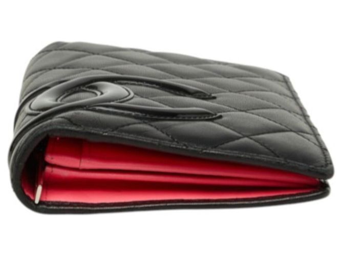 Cartera bi-fold Chanel Cambon Line de piel negra - vista 3