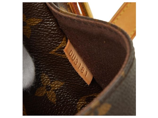 Borsa a tracolla Louis Vuitton Monogram Menilmontant MM - vista 15