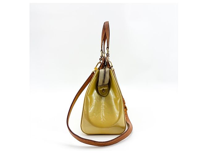 Louis Vuitton Brea Monogram Vernis MM - vista 3