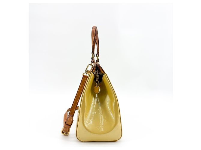 Louis Vuitton Brea Monogram Vernis MM - vista 4