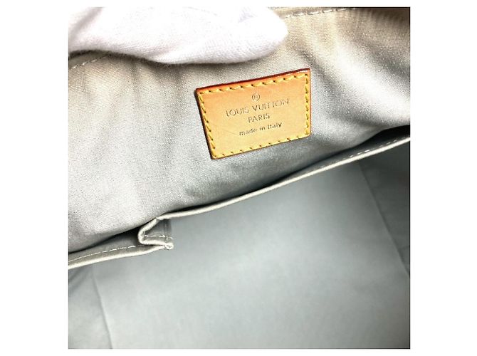 Borsa a spalla e Tote Louis Vuitton Monogram Miroir Bellevue GM - vista 13