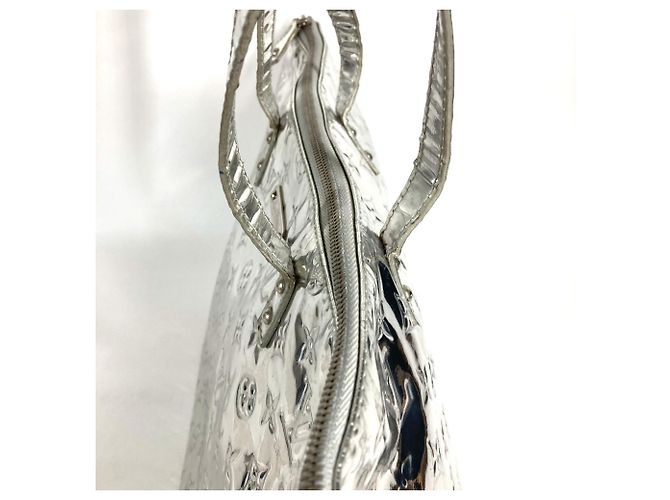 Borsa a spalla e Tote Louis Vuitton Monogram Miroir Bellevue GM - vista 5