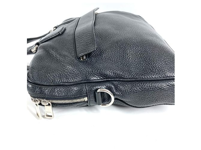 Borsa porta documenti Gucci in pelle nera - Modello 322057 - vista 3