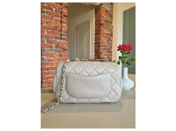 Borsa Chanel Trendy CC in pelle matelassé - Beige - vista 6