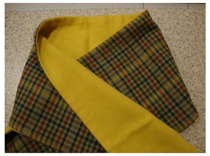 inconnue Sciarpa in lana gialla a quadri tartan - vista 2