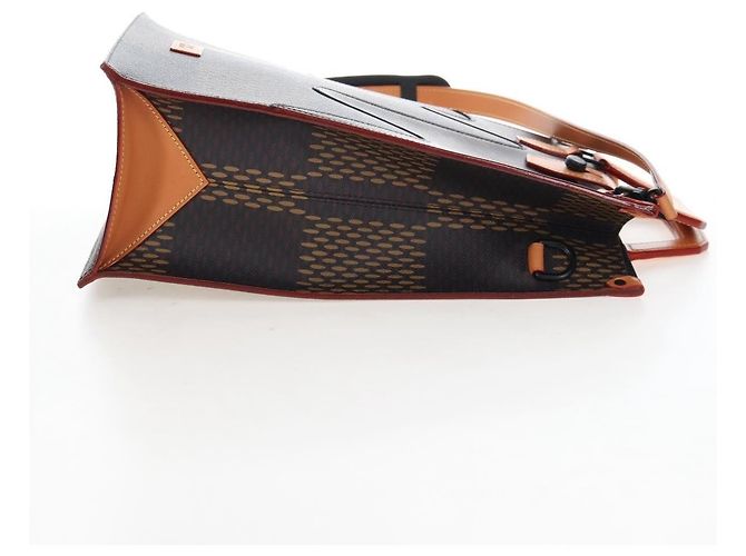 Louis Vuitton Nigo Limited Edition Giant Damier and Monogram Canvas Mini - vista 4