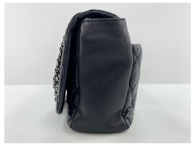 Bolsa Chanel Classic Single Flap em pele de cordeiro acolchoada Maxi - vista 4