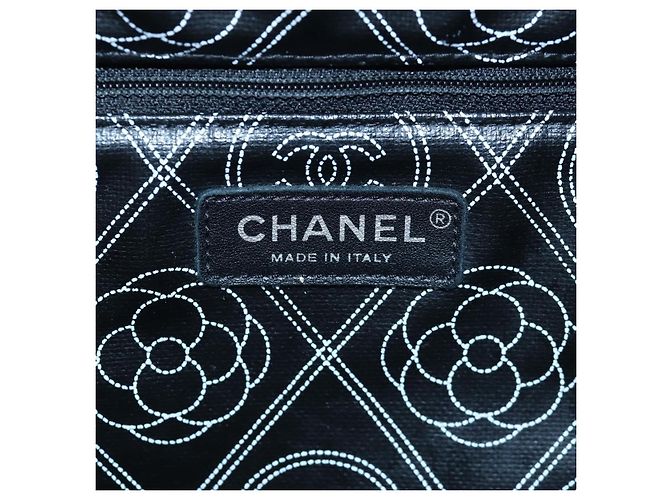 Chanel Logo Camellia Shopping Printed Coated Canvas Medium - Ansicht 6