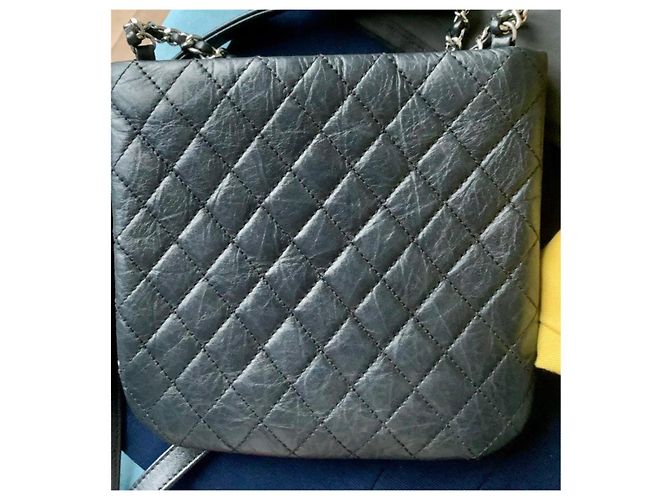 Chanel Uniform Pochette Pelle d'Agnello Nera - vista 2