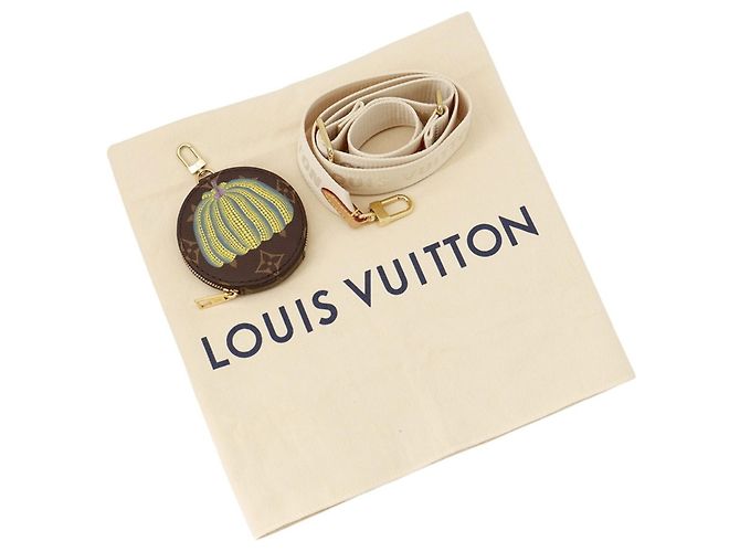 Borsa Louis Vuitton Monogram LV x YK OnTheGo PM - vista 15