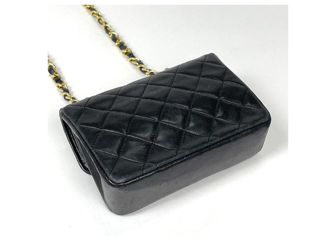 Chanel gesteppte Leder-Schultertasche - Ansicht 2