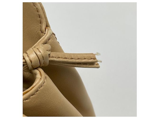 Borsa a mano Chanel in pelle beige - vista 6