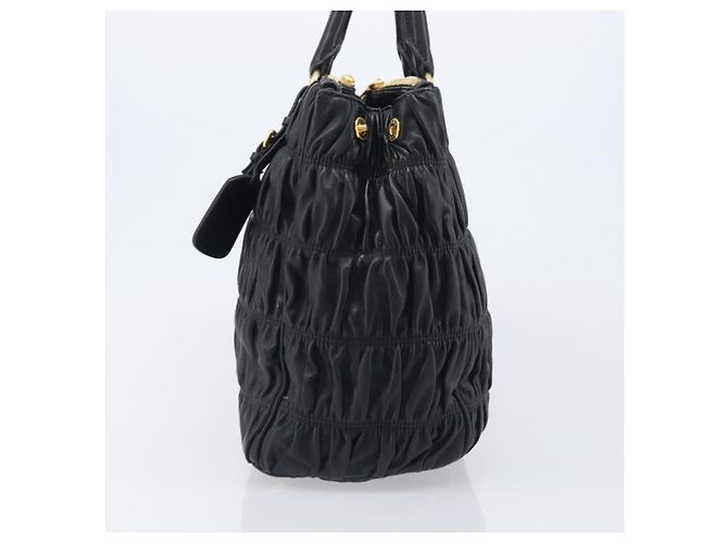 Prada Gaufre Double Zip Convertible Nappa Leather Medium - vista 3
