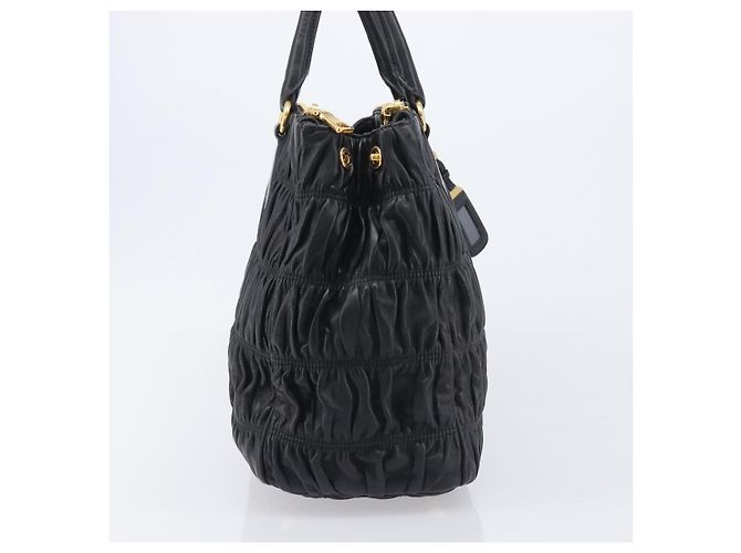 Prada Gaufre Double Zip Convertible Nappa Leather Medium - vista 4
