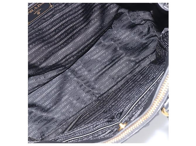 Prada Gaufre Double Zip Convertible Nappa Leather Medium - vista 5