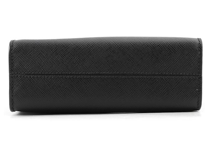 Borsa Prada Triangle in pelle Saffiano nera - vista 3