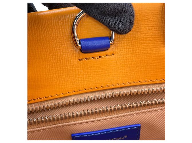 Mini borsa a mano Louis Vuitton Saffron - vista 10